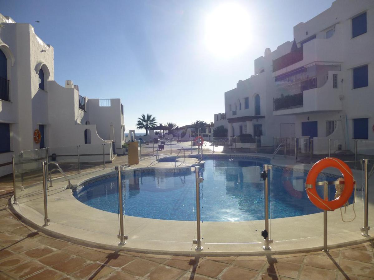 28 Mikonos Playa In Puerto De La Duquesa 2 Bed 2 Bath Apartment Ideally Located To The Beach & Marina Castillo de Sabinillas Εξωτερικό φωτογραφία